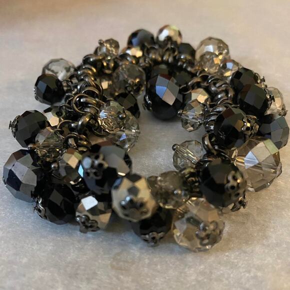 Gunmetal Gray Metallic Crystal Stretch Bracelet - Picture 1 of 6